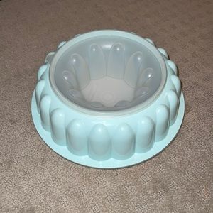 Vintage Tupperware 3 Piece Bundt Jello Mold